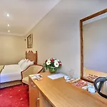 Lady Diana Hotell 4*