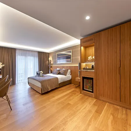 Hotell Lady Diana 4*