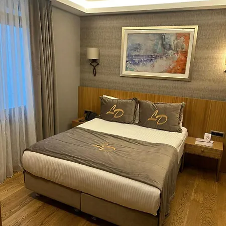 Lady Diana Hotel 4*