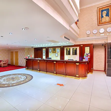 Lady Diana Hotel