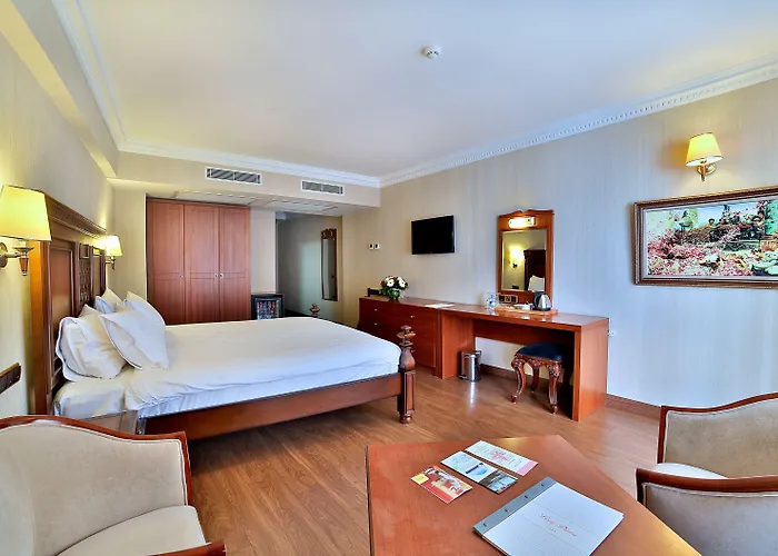 Lady Diana Отель